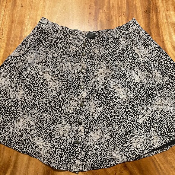 Club Monaco Animal Print Skirt Size 4 - Picture 1 of 3